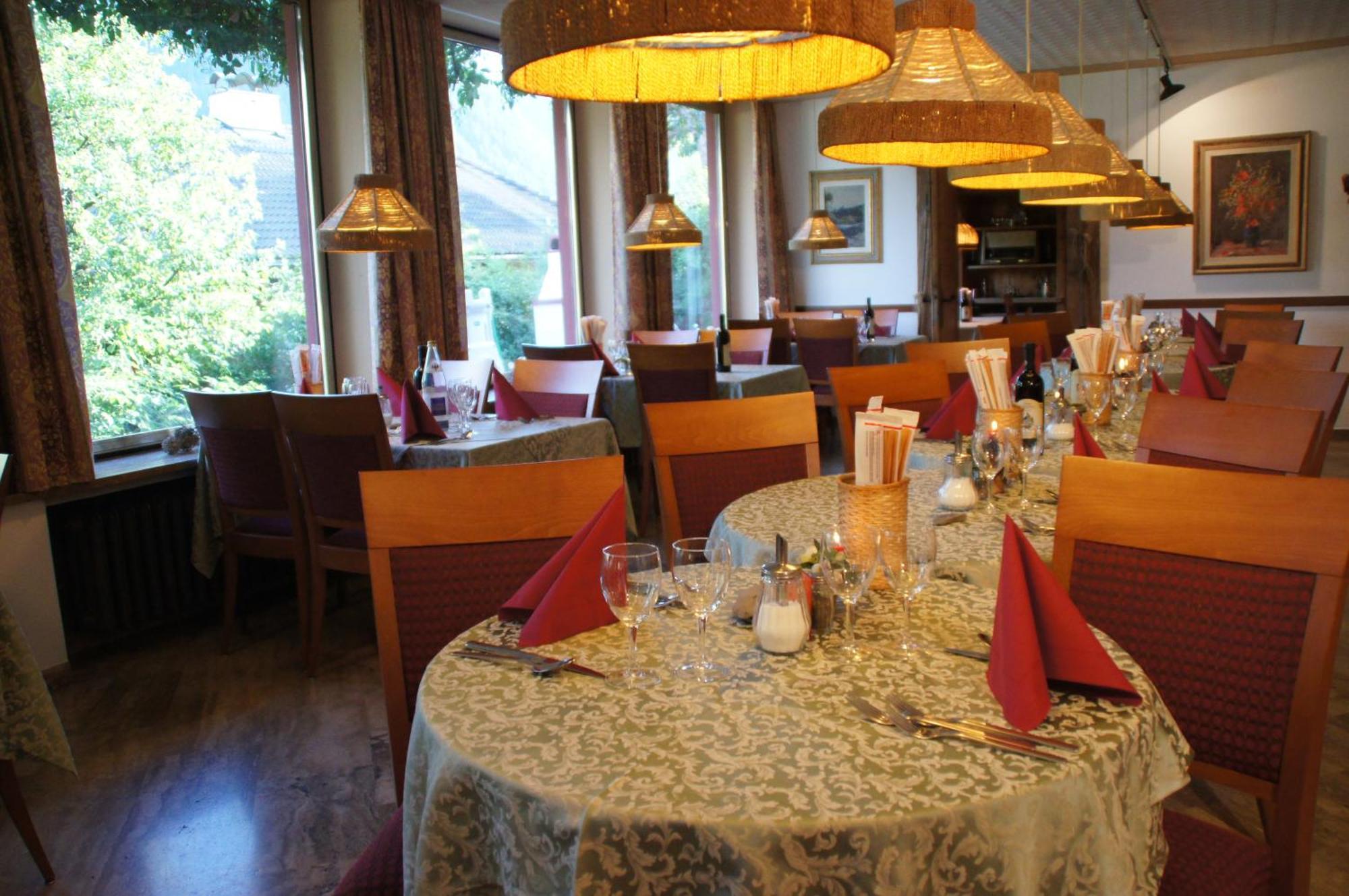 אורטיסיי Hotel Villa Emilia מראה חיצוני תמונה