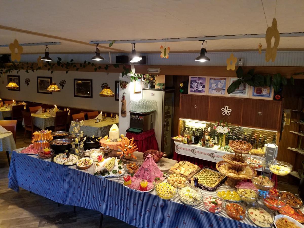 אורטיסיי Hotel Villa Emilia מראה חיצוני תמונה